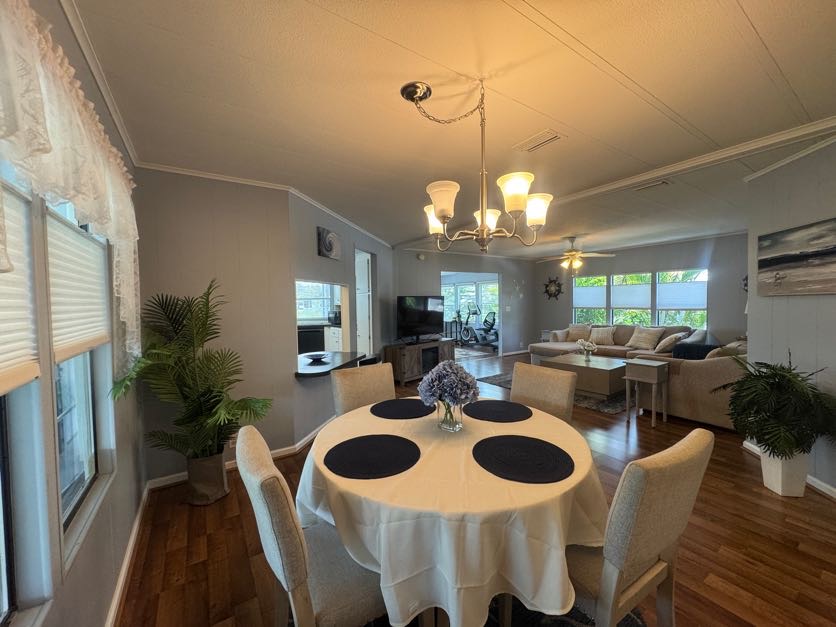 8004 Lakeview Drive N, Ellenton, Florida 34222, 2 Bedrooms Bedrooms, ,2 BathroomsBathrooms,55-Plus Mobile Home,For Sale,Lakeview Drive N,5047