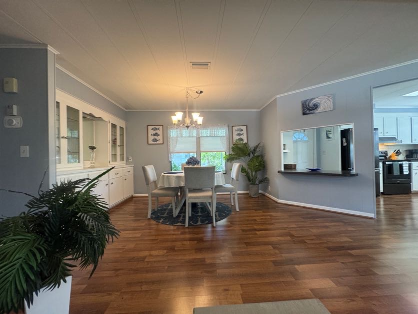 8004 Lakeview Drive N, Ellenton, Florida 34222, 2 Bedrooms Bedrooms, ,2 BathroomsBathrooms,55-Plus Mobile Home,For Sale,Lakeview Drive N,5047