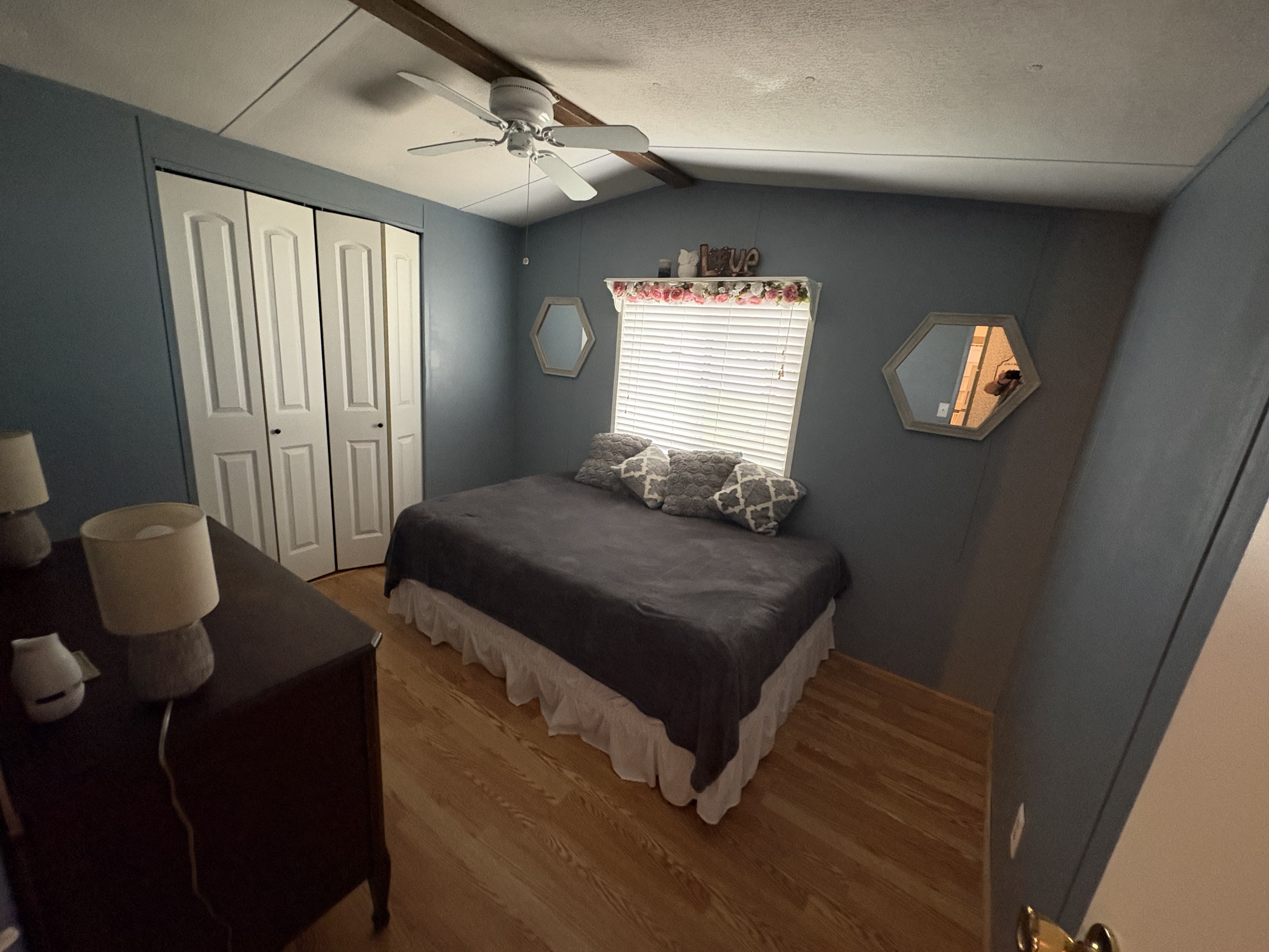 19 Lake Griffin Dr, Lot 10, Fruitland Park, Florida 34731, 2 Bedrooms Bedrooms, ,1 BathroomBathrooms,55-Plus Mobile Home,For Sale,Lake Griffin Dr, Lot 10,5051