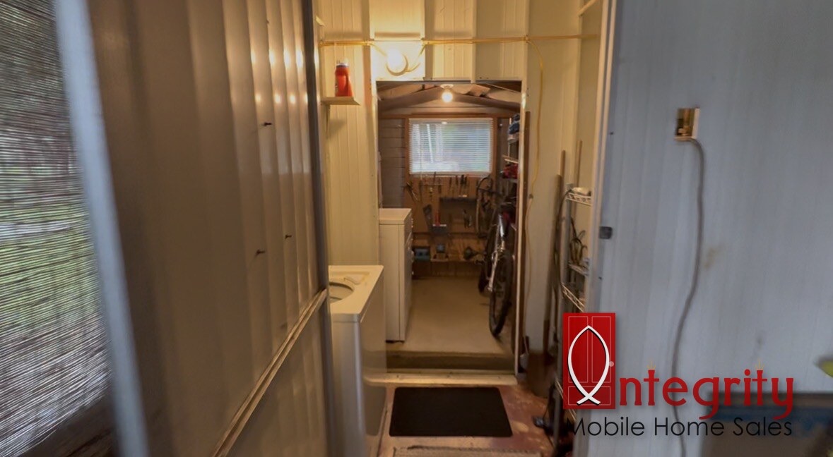 6147 S Ridgewood Ave, Lot 6, Port Orange, Florida 32127, 2 Bedrooms Bedrooms, ,1.5 BathroomsBathrooms,55-Plus Mobile Home,For Sale,S Ridgewood Ave, Lot 6,5065