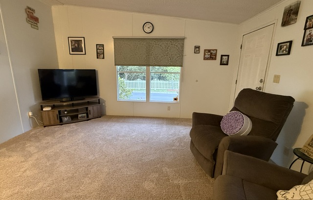 100 Hampton Rd, Lot 231, Clearwater, Florida 33759, 2 Bedrooms Bedrooms, ,2 BathroomsBathrooms,55-Plus Mobile Home,For Sale,Hampton Rd, Lot 231,5067
