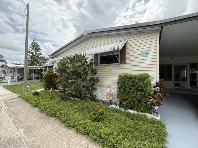 100 Hampton Rd, Lot 231, Clearwater, Florida 33759, 2 Bedrooms Bedrooms, ,2 BathroomsBathrooms,55-Plus Mobile Home,For Sale,Hampton Rd, Lot 231,5067