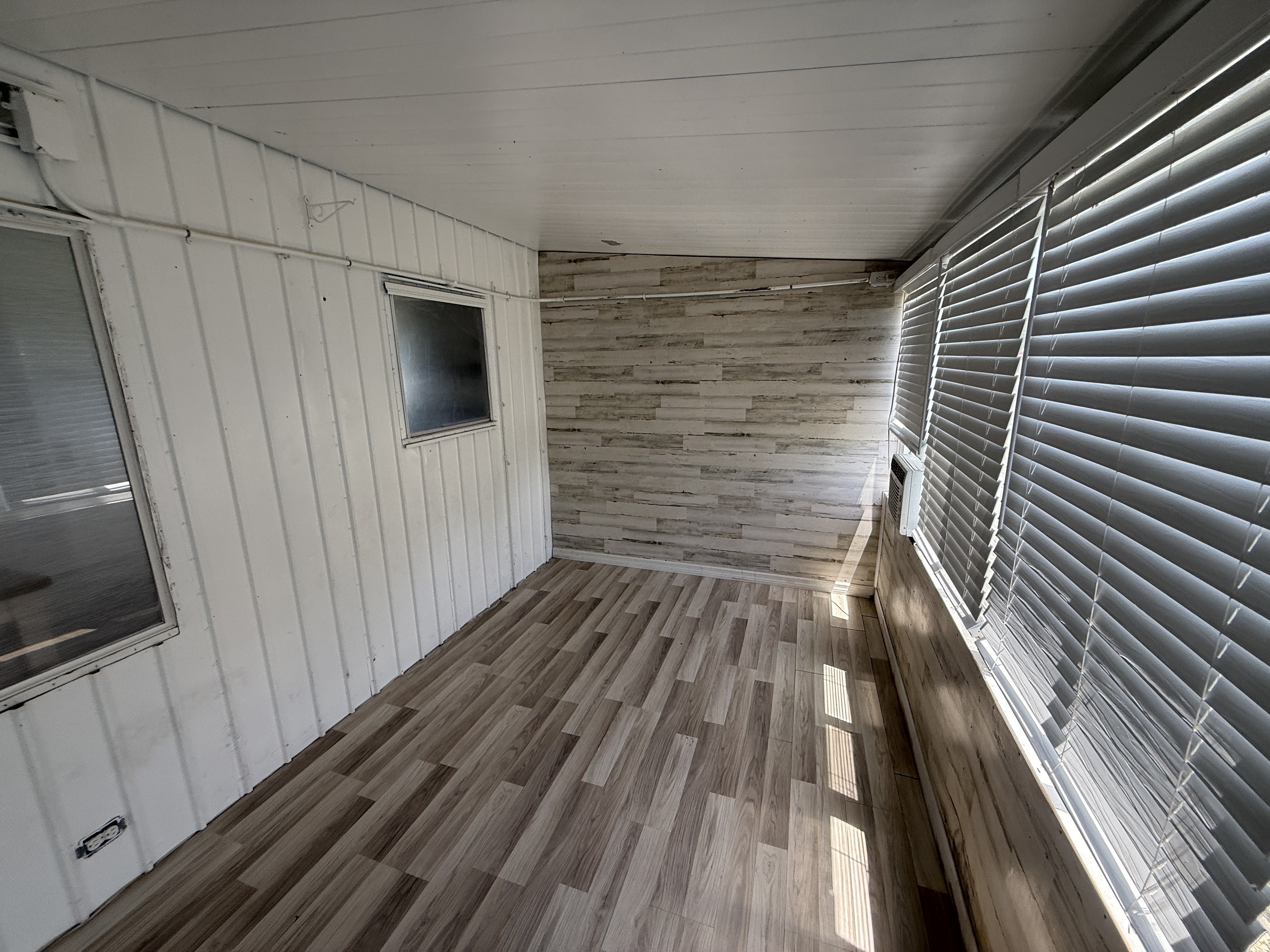 2291 Gulf to Bay Blvd, Lot 218, Clearwater, Florida 33765, 1 Bedroom Bedrooms, ,1 BathroomBathrooms,All - Age Mobile Home,For Sale,Gulf to Bay Blvd, Lot 218,5069