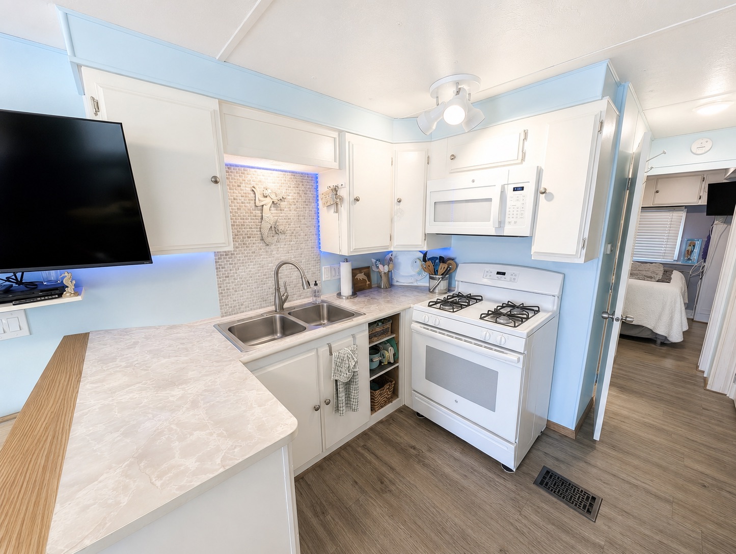2206 Chaney Dr, Lot 435, Ruskin, Florida 33570, 1 Bedroom Bedrooms, ,2 BathroomsBathrooms,55-Plus Mobile Home,For Sale,Chaney Dr, Lot 435,5070