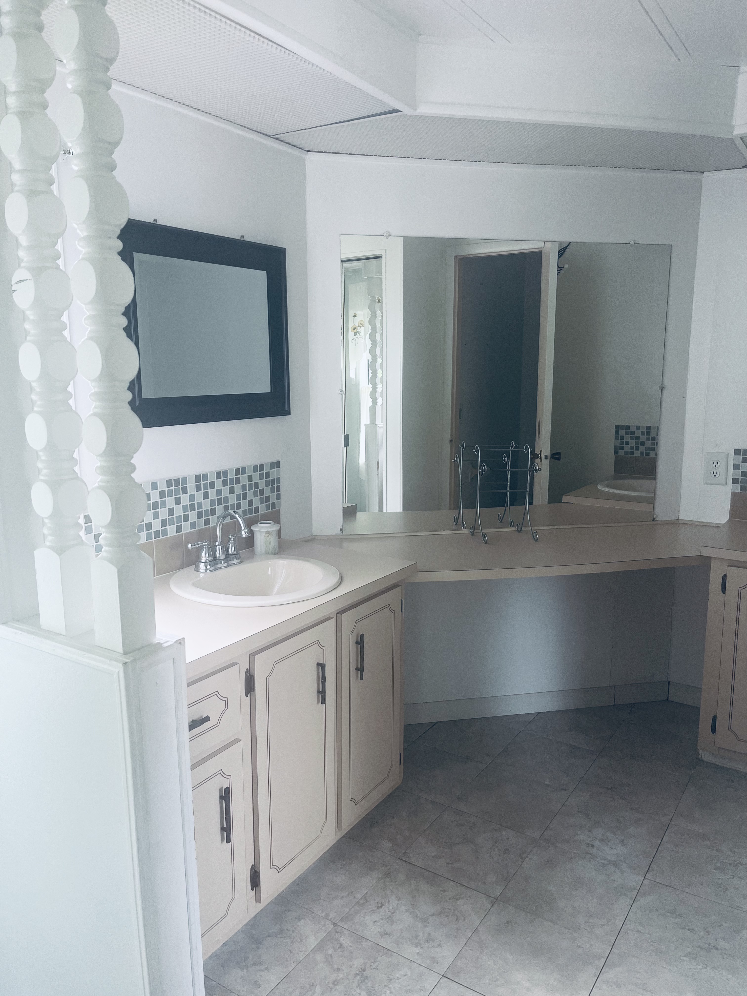 100 Hampton Road, Lot 155, Clearwater, Florida 33759, 2 Bedrooms Bedrooms, ,2 BathroomsBathrooms,55-Plus Mobile Home,For Sale,Hampton Road, Lot 155,5071