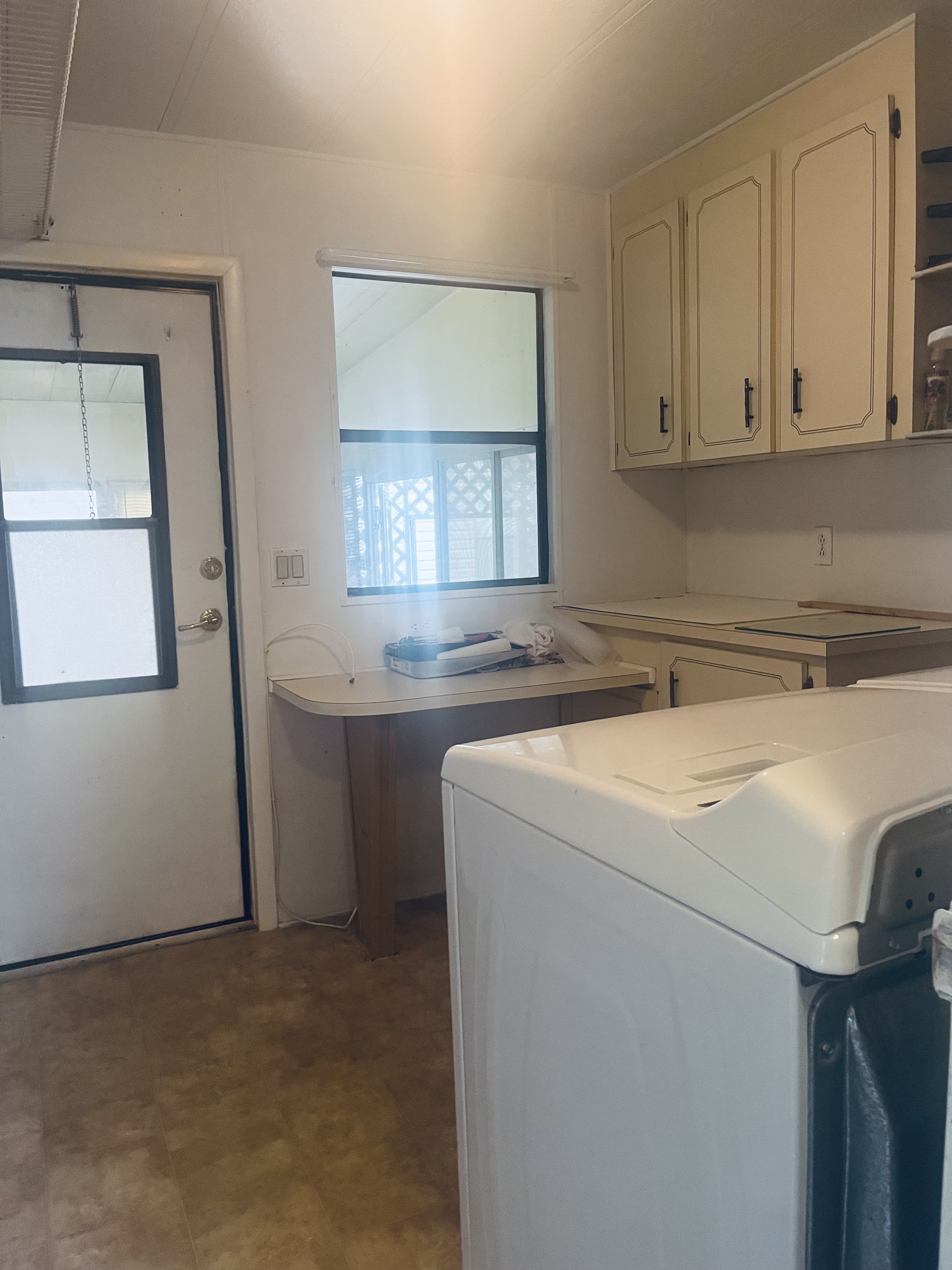 100 Hampton Road, Lot 155, Clearwater, Florida 33759, 2 Bedrooms Bedrooms, ,2 BathroomsBathrooms,55-Plus Mobile Home,For Sale,Hampton Road, Lot 155,5071