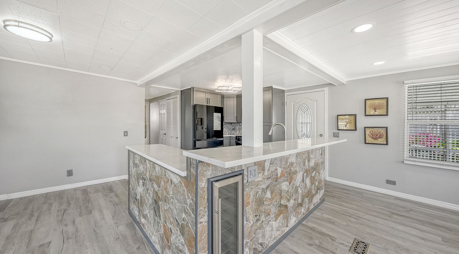3901 Bahia Vista St, Lot 133, Sarasota, Florida 34232, 2 Bedrooms Bedrooms, ,2 BathroomsBathrooms,55-Plus Mobile Home,For Sale,Bahia Vista St, Lot 133,5078