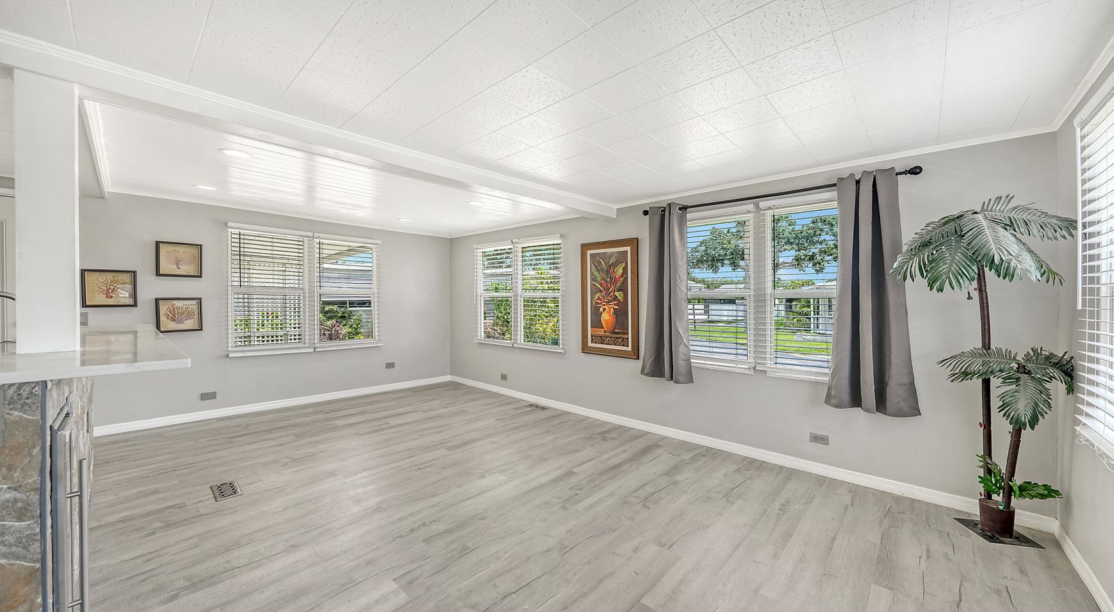 3901 Bahia Vista St, Lot 133, Sarasota, Florida 34232, 2 Bedrooms Bedrooms, ,2 BathroomsBathrooms,55-Plus Mobile Home,For Sale,Bahia Vista St, Lot 133,5078