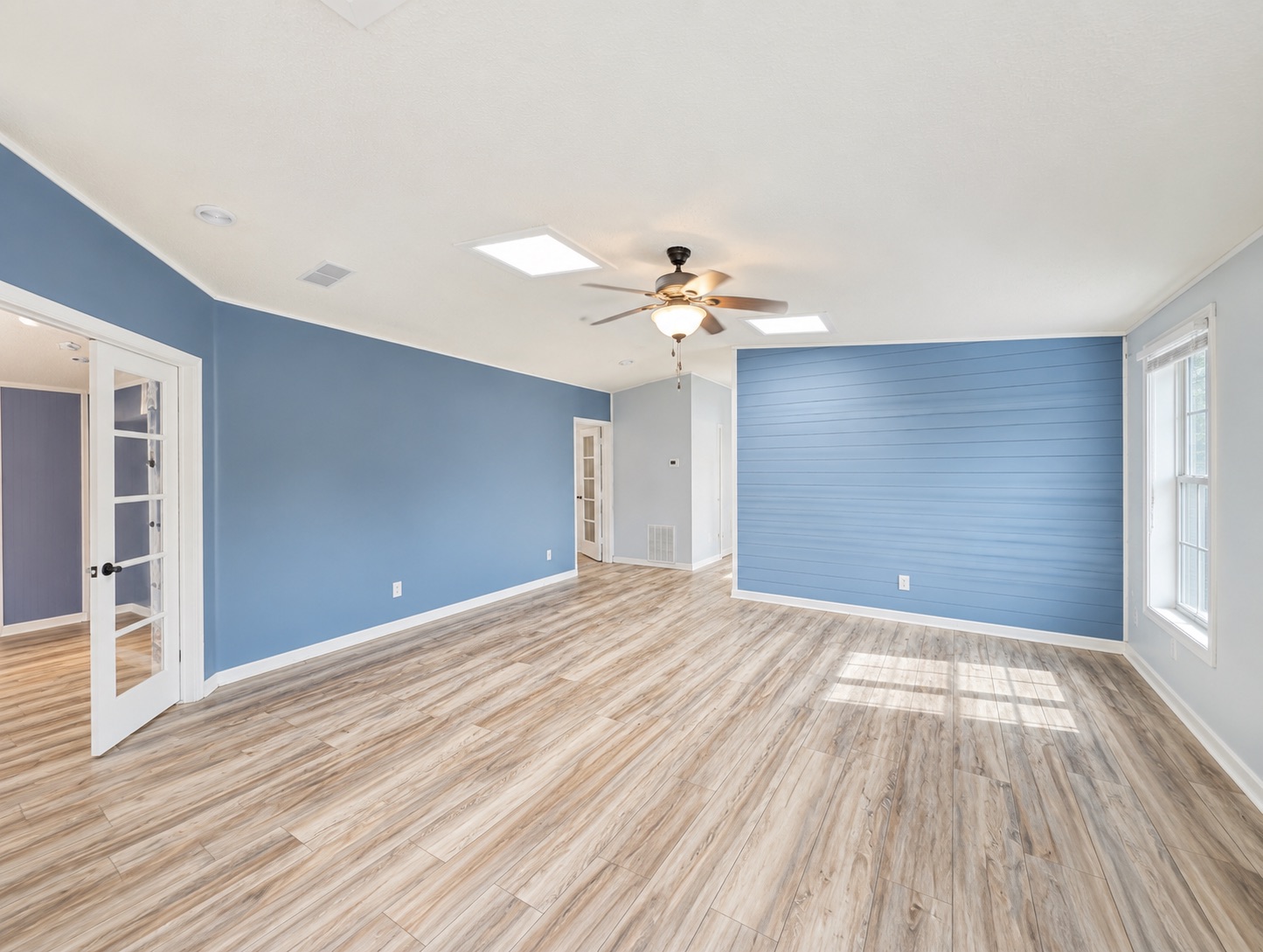2119 Bayou Dr S, Ruskin, Florida 33570, 2 Bedrooms Bedrooms, ,2 BathroomsBathrooms,55-Plus Mobile Home,For Sale,Bayou Dr S,5079