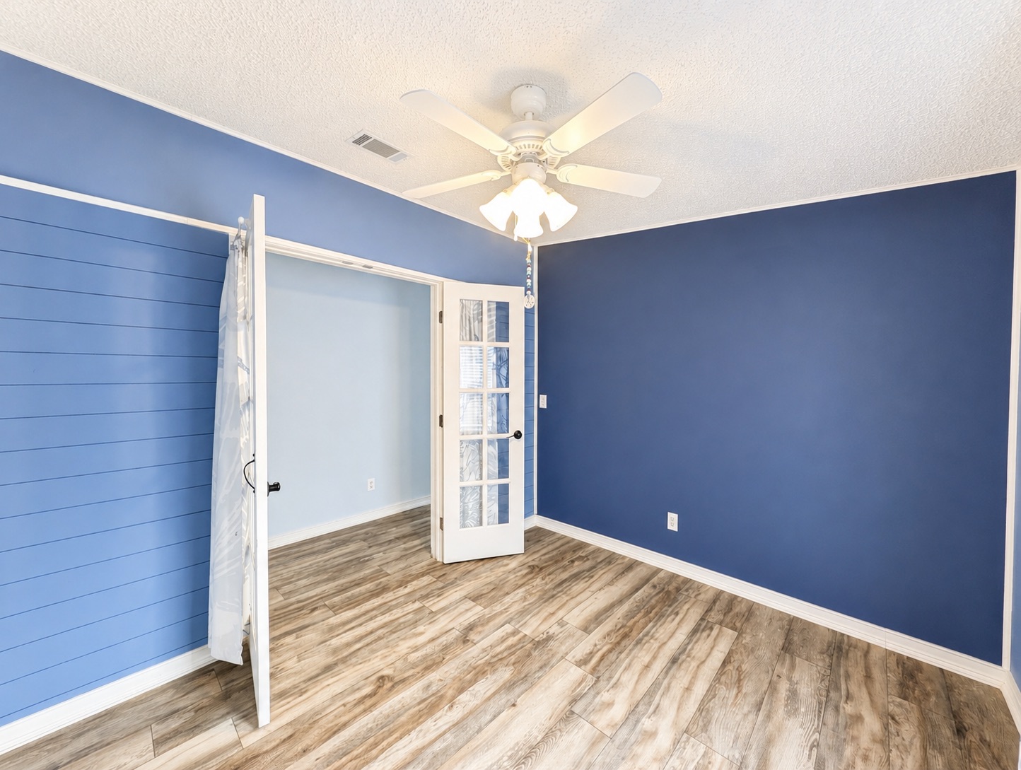 2119 Bayou Dr S, Ruskin, Florida 33570, 2 Bedrooms Bedrooms, ,2 BathroomsBathrooms,55-Plus Mobile Home,For Sale,Bayou Dr S,5079