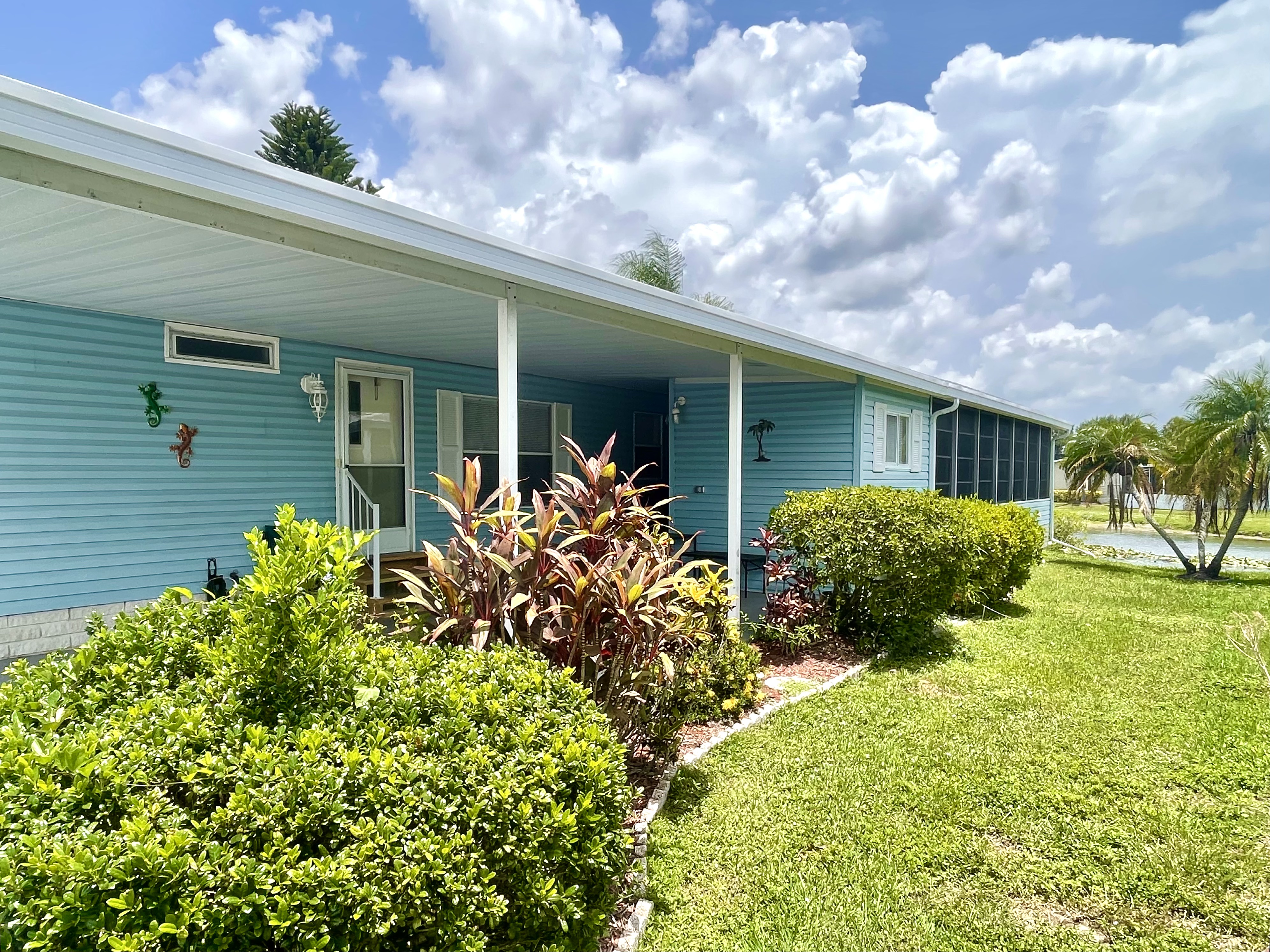 6899 Coconut Grove Circle, Ellenton, Florida 34222, 2 Bedrooms Bedrooms, ,2 BathroomsBathrooms,55-Plus Mobile Home,For Sale,Coconut Grove Circle,5081