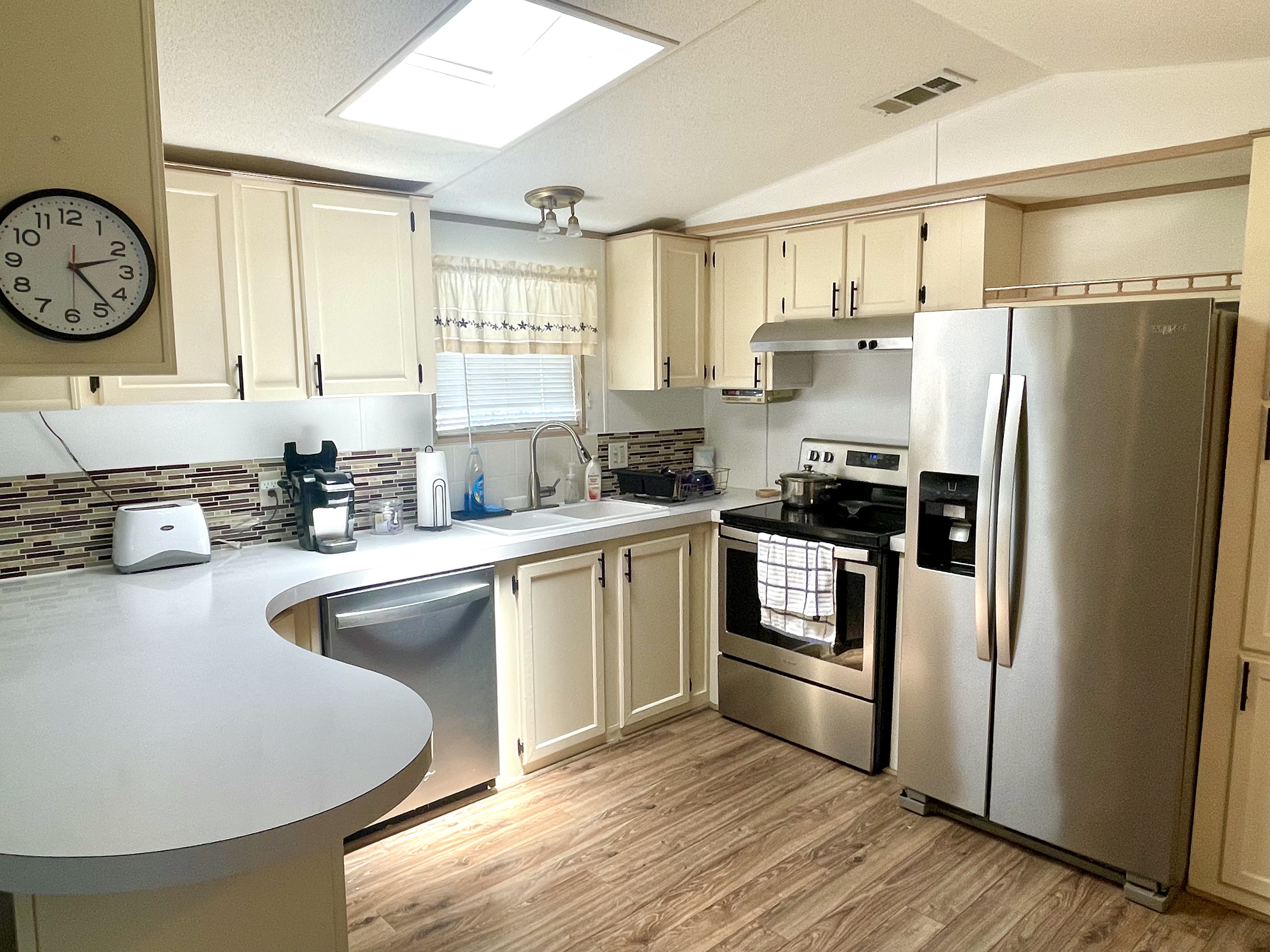 6899 Coconut Grove Circle, Ellenton, Florida 34222, 2 Bedrooms Bedrooms, ,2 BathroomsBathrooms,55-Plus Mobile Home,For Sale,Coconut Grove Circle,5081