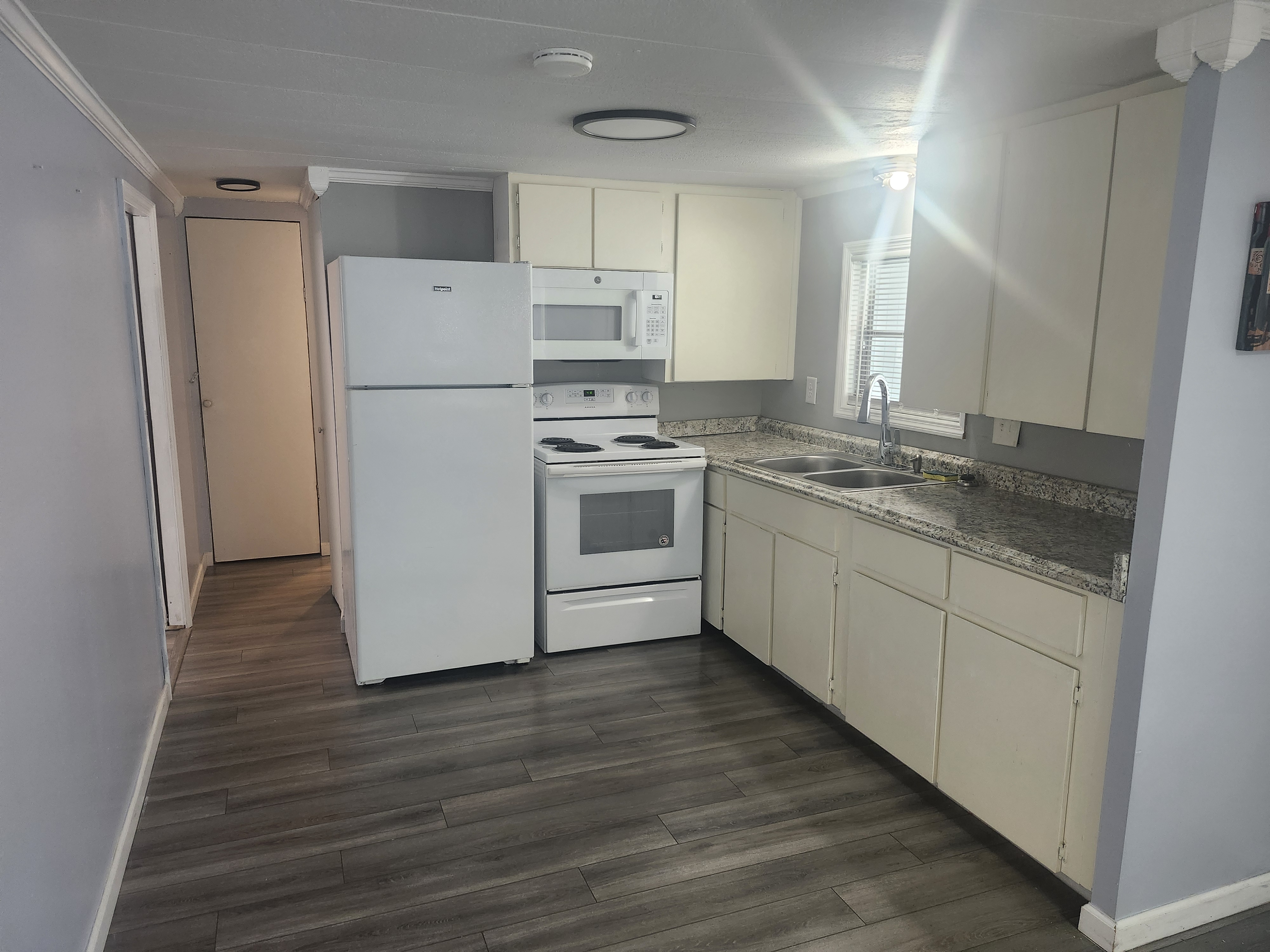 28488 US 19 N, Lot 190, Clearwater, Florida 33761, 1 Bedroom Bedrooms, ,1 BathroomBathrooms,55-Plus Mobile Home,For Sale,US 19 N, Lot 190,5082