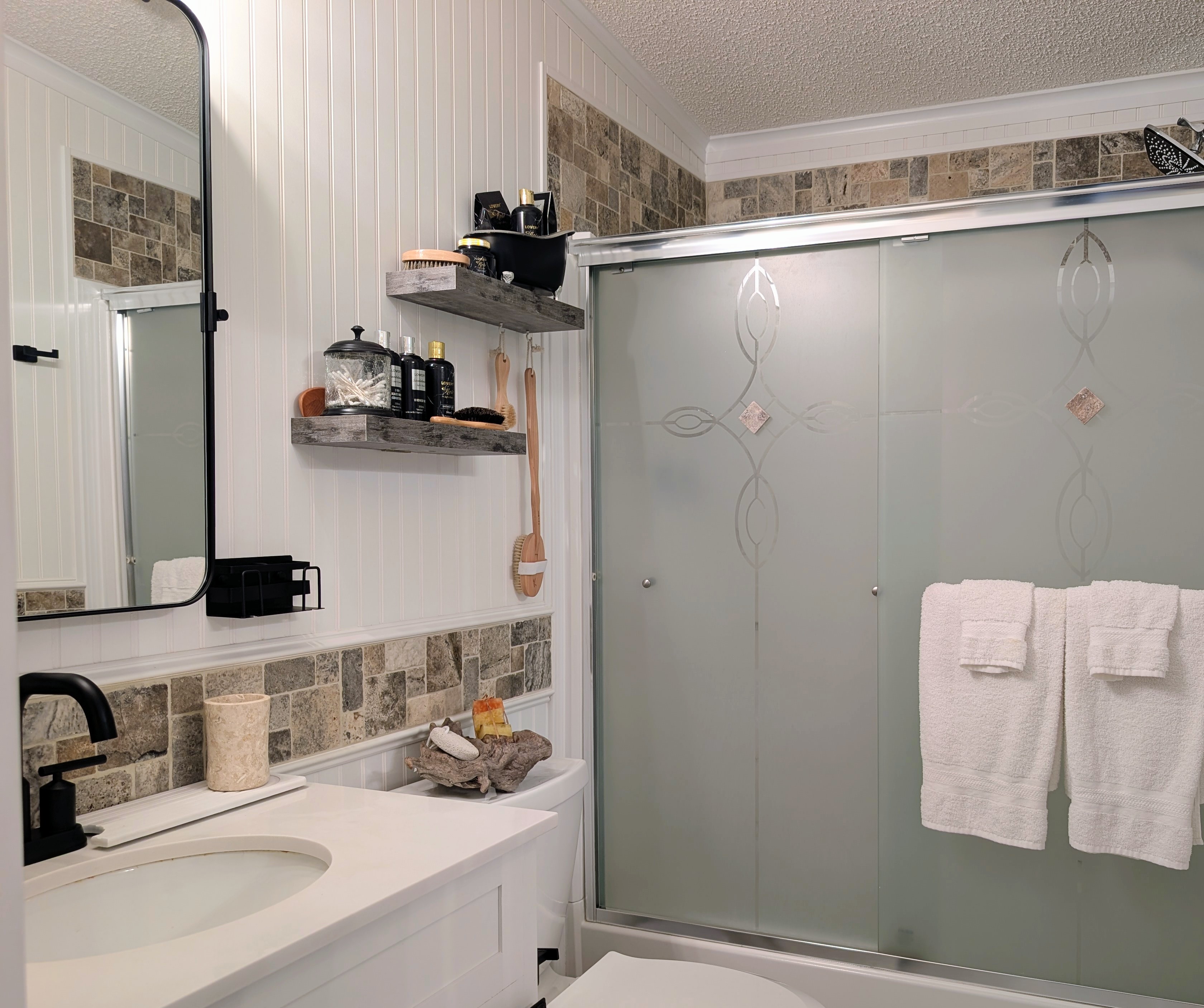 106 Tiger Lilly Drive, Parrish, Florida 34219, 2 Bedrooms Bedrooms, ,2 BathroomsBathrooms,55-Plus Mobile Home,For Sale,Tiger Lilly Drive,5083
