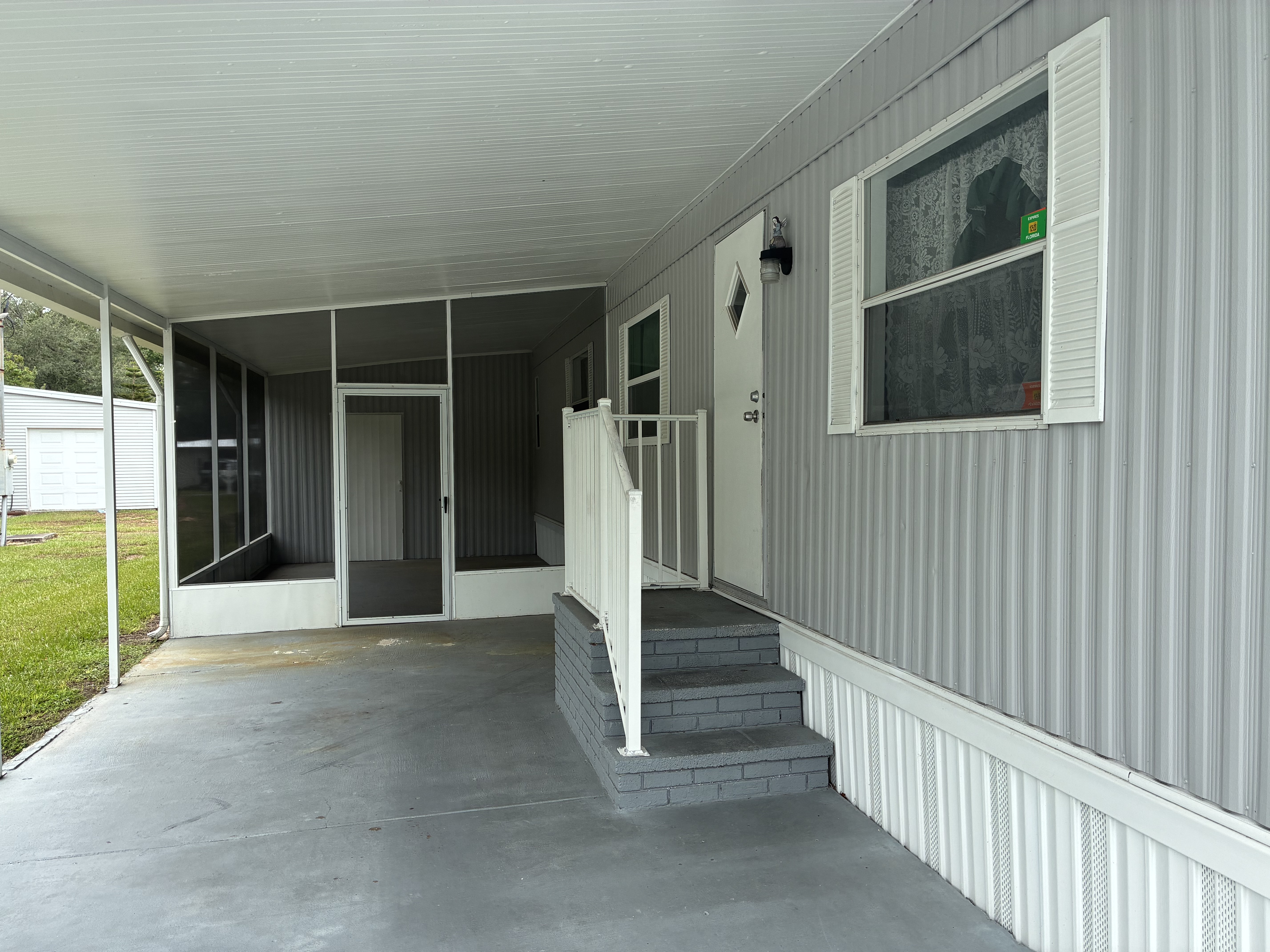 104 Oakhill Key Ct, Valrico, Florida 33594, 2 Bedrooms Bedrooms, ,1 BathroomBathrooms,55-Plus Mobile Home,For Sale,Oakhill Key Ct,5084