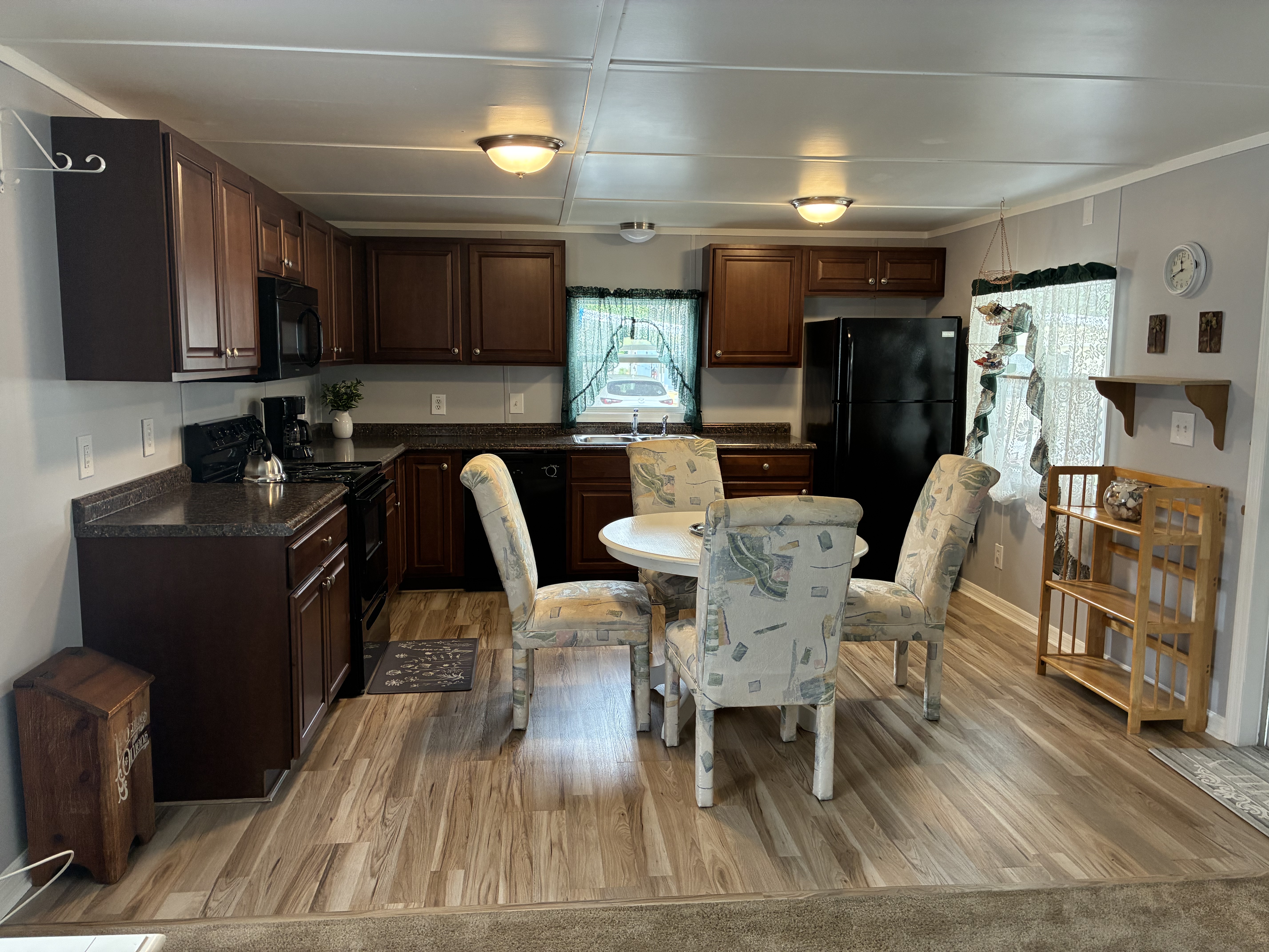 104 Oakhill Key Ct, Valrico, Florida 33594, 2 Bedrooms Bedrooms, ,1 BathroomBathrooms,55-Plus Mobile Home,For Sale,Oakhill Key Ct,5084