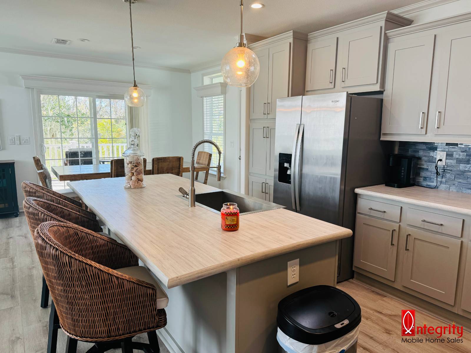 3615 Baldwin Way, Ellenton, Florida 34222, 2 Bedrooms Bedrooms, ,2 BathroomsBathrooms,55-Plus Mobile Home,For Sale,Baldwin Way,5087