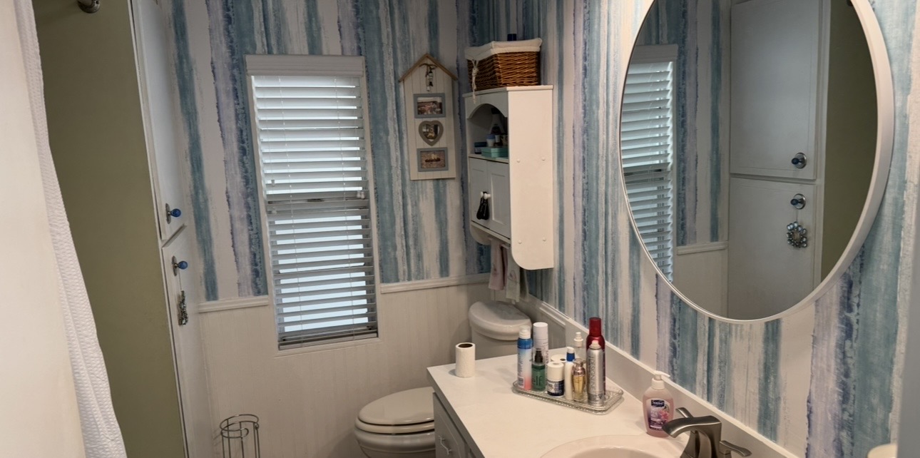 40 East Road, Palmetto, Florida 34221, 2 Bedrooms Bedrooms, ,1.5 BathroomsBathrooms,55-Plus Mobile Home,For Sale,East Road,5088