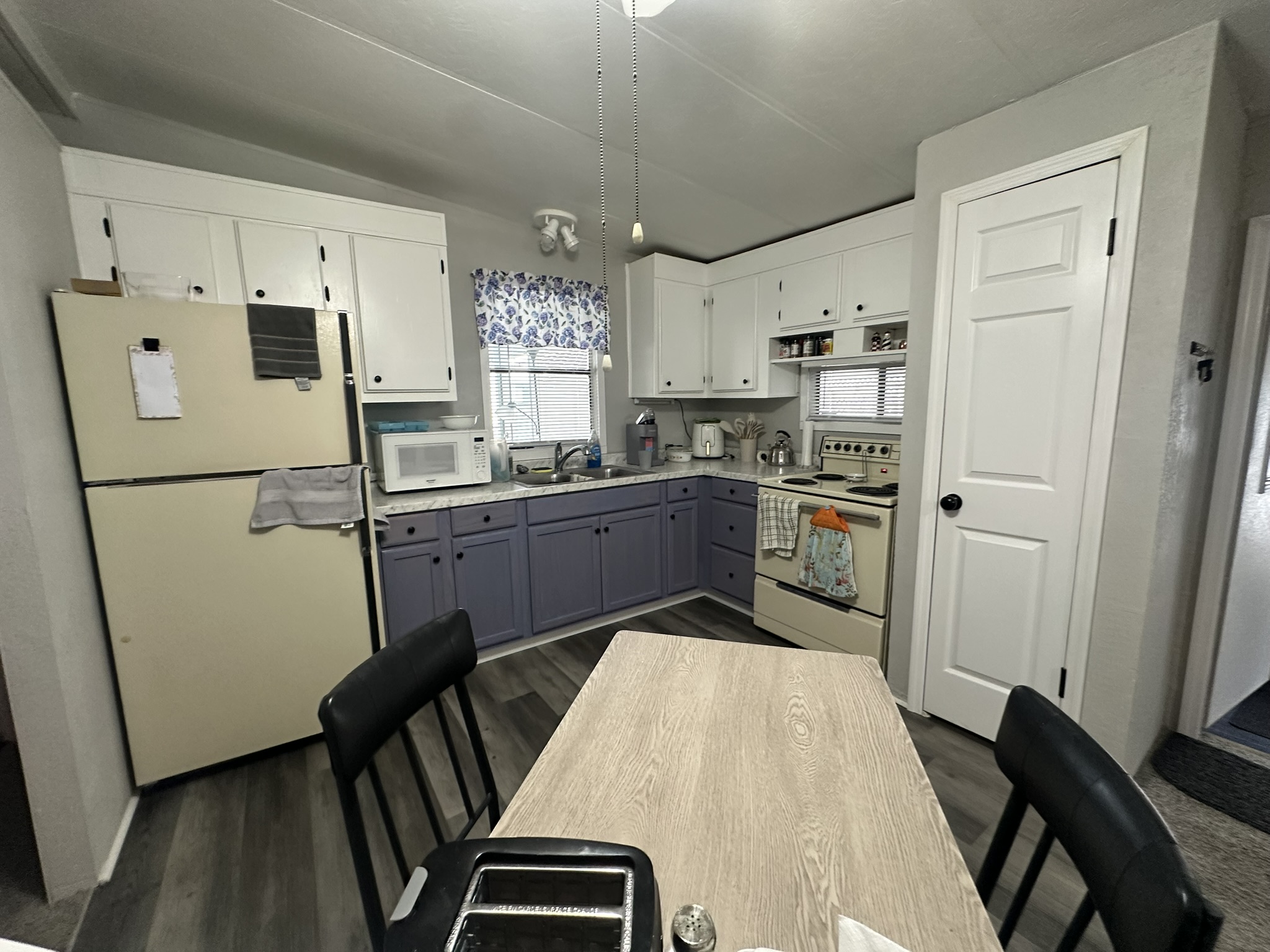 3731 Old Tampa Hwy, Lot 21, Lakeland, Florida 33811, 2 Bedrooms Bedrooms, ,2 BathroomsBathrooms,55-Plus Mobile Home,For Sale,Old Tampa Hwy, Lot 21,5089