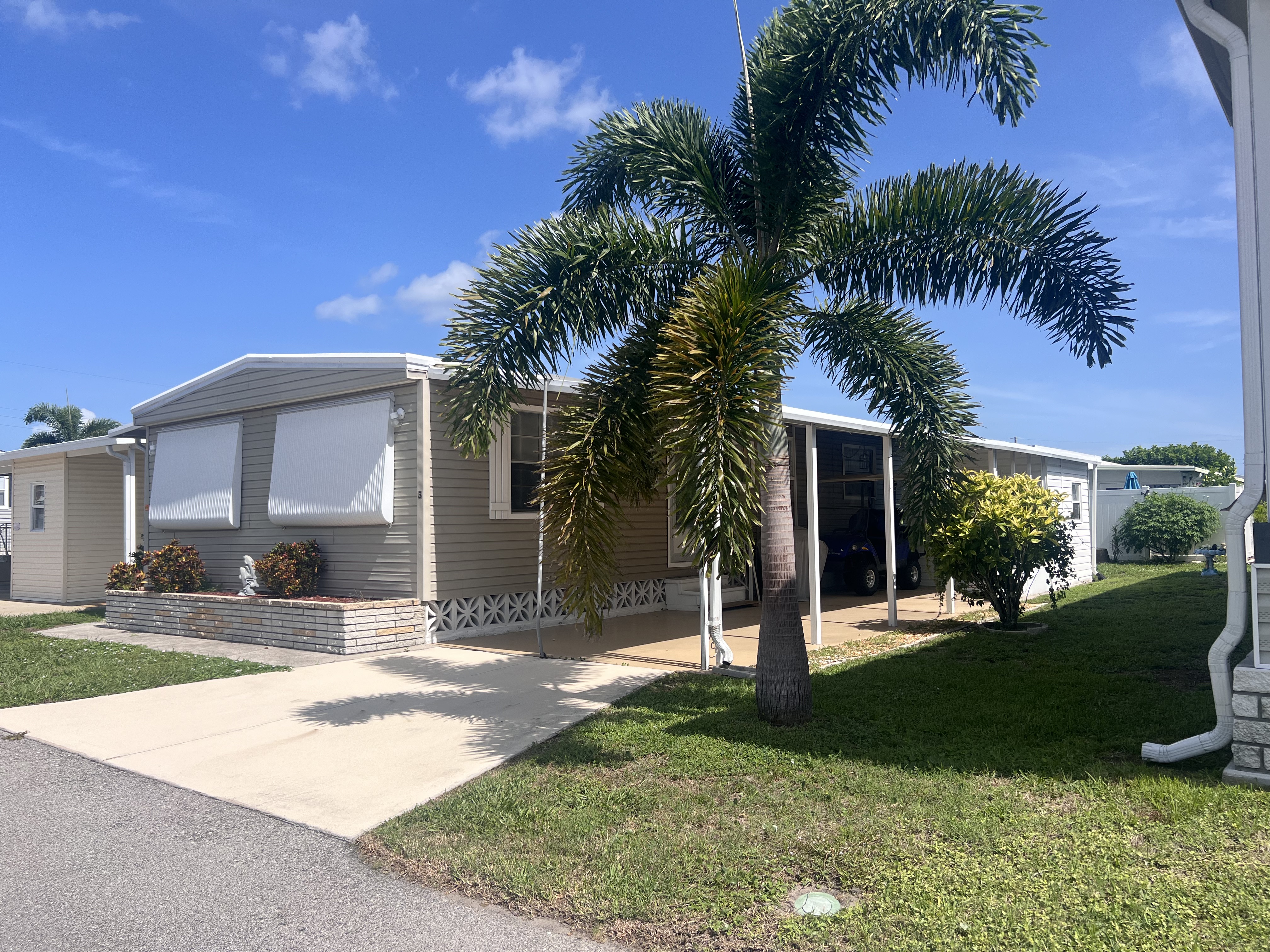 3 Flores Dr, Palmetto, Florida 34221, 2 Bedrooms Bedrooms, ,2 BathroomsBathrooms,55-Plus Mobile Home,For Sale,Flores Dr,5093