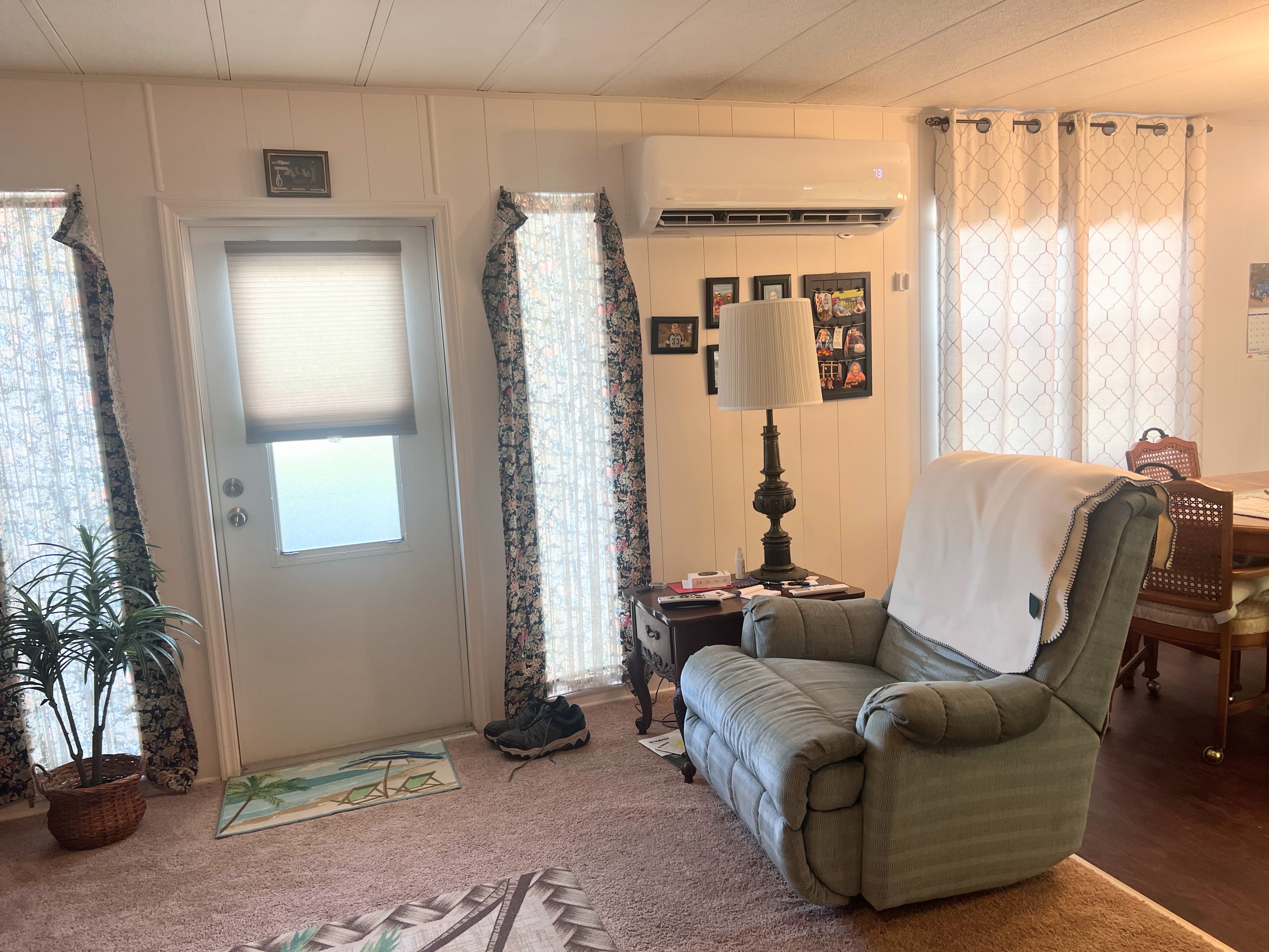 3 Flores Dr, Palmetto, Florida 34221, 2 Bedrooms Bedrooms, ,2 BathroomsBathrooms,55-Plus Mobile Home,For Sale,Flores Dr,5093