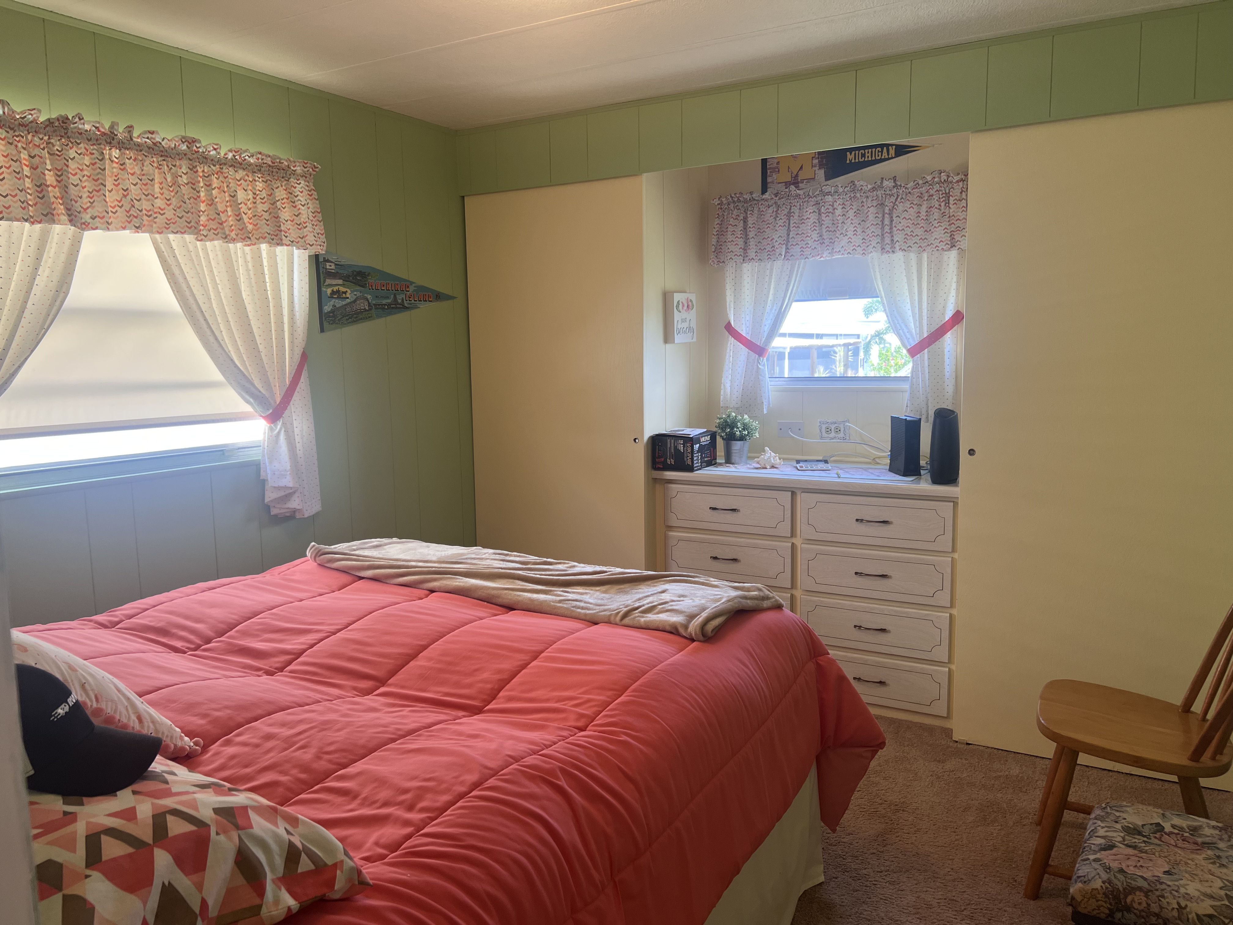 3 Flores Dr, Palmetto, Florida 34221, 2 Bedrooms Bedrooms, ,2 BathroomsBathrooms,55-Plus Mobile Home,For Sale,Flores Dr,5093