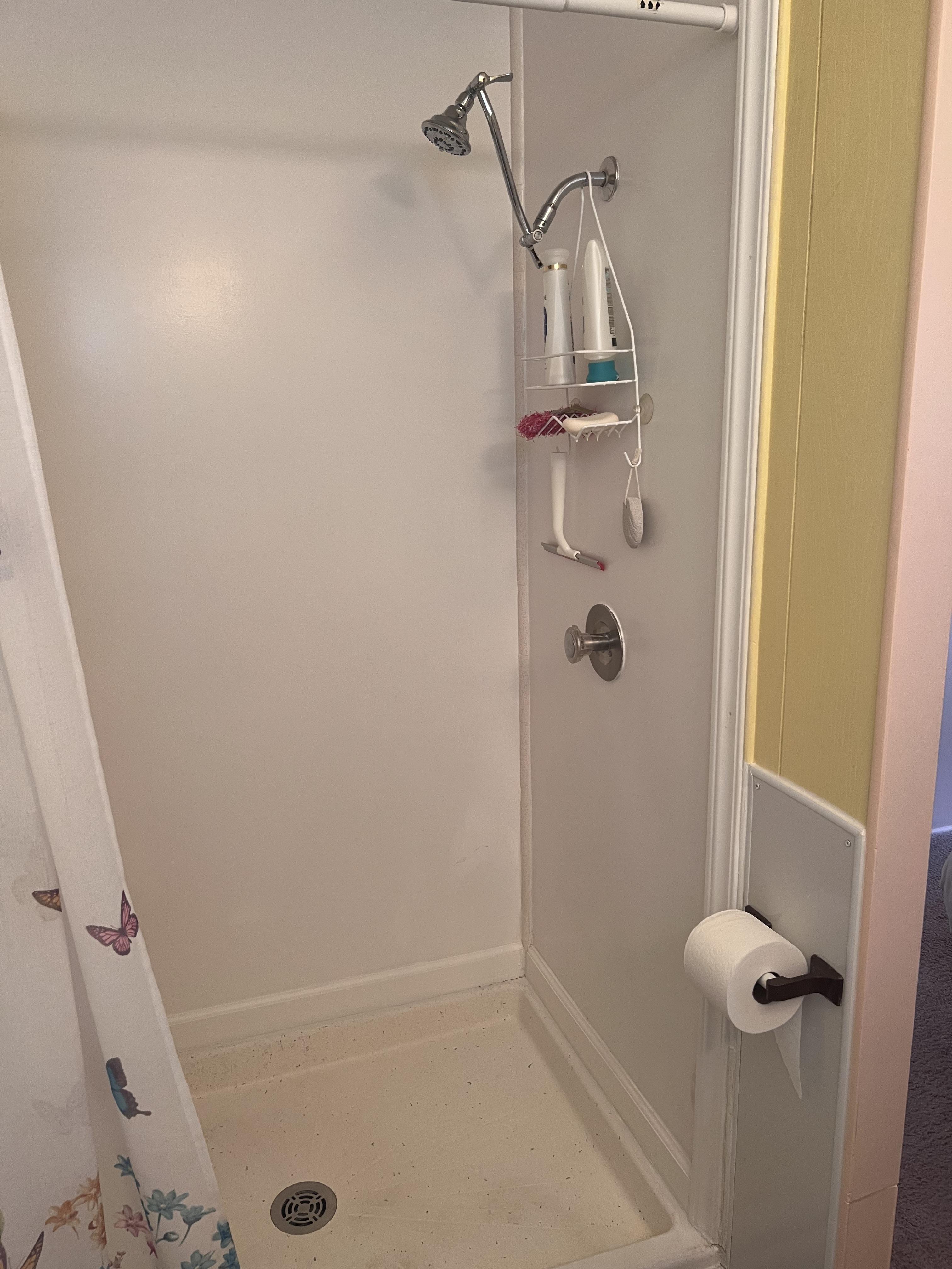 3 Flores Dr, Palmetto, Florida 34221, 2 Bedrooms Bedrooms, ,2 BathroomsBathrooms,55-Plus Mobile Home,For Sale,Flores Dr,5093