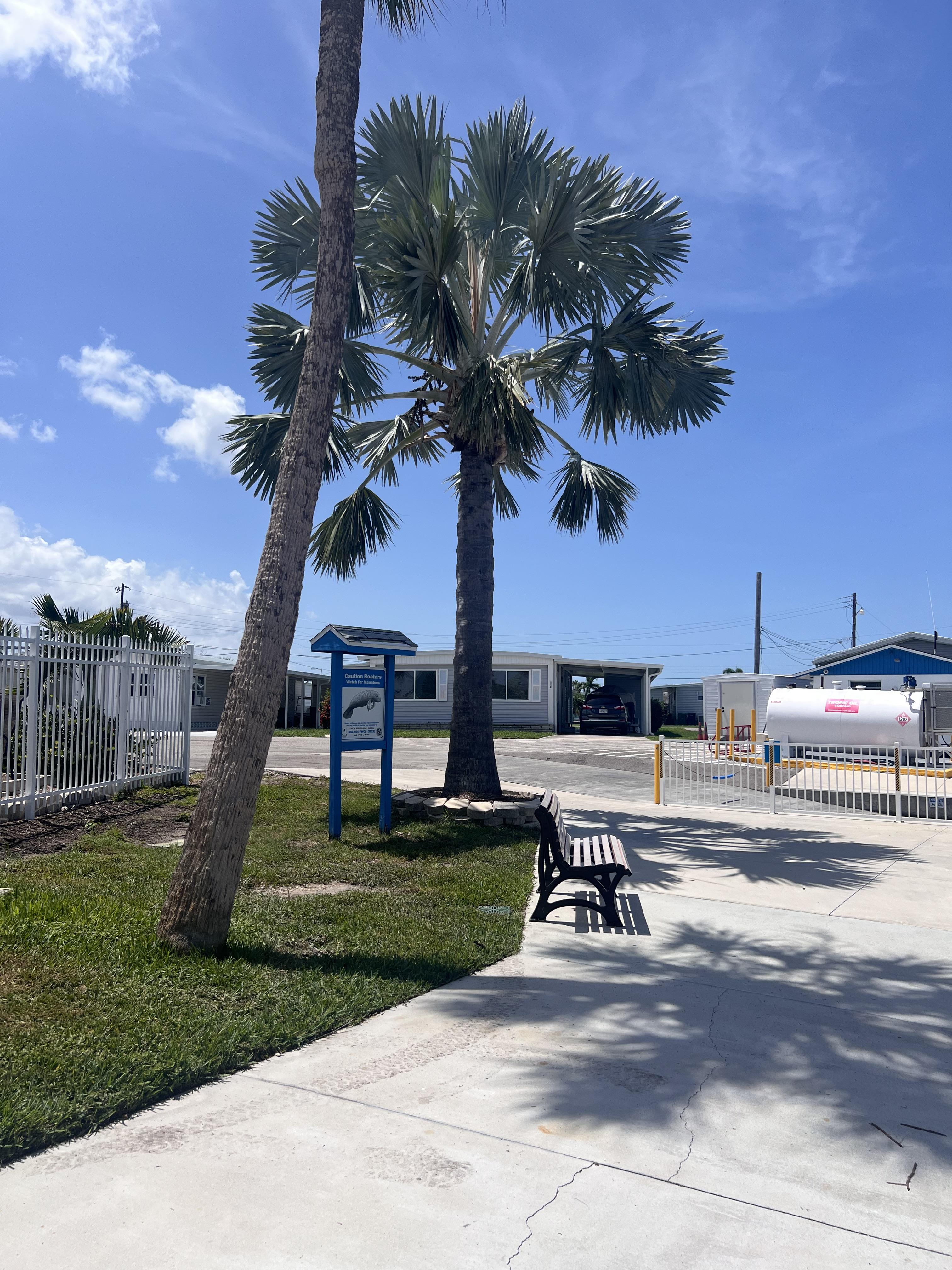 3 Flores Dr, Palmetto, Florida 34221, 2 Bedrooms Bedrooms, ,2 BathroomsBathrooms,55-Plus Mobile Home,For Sale,Flores Dr,5093