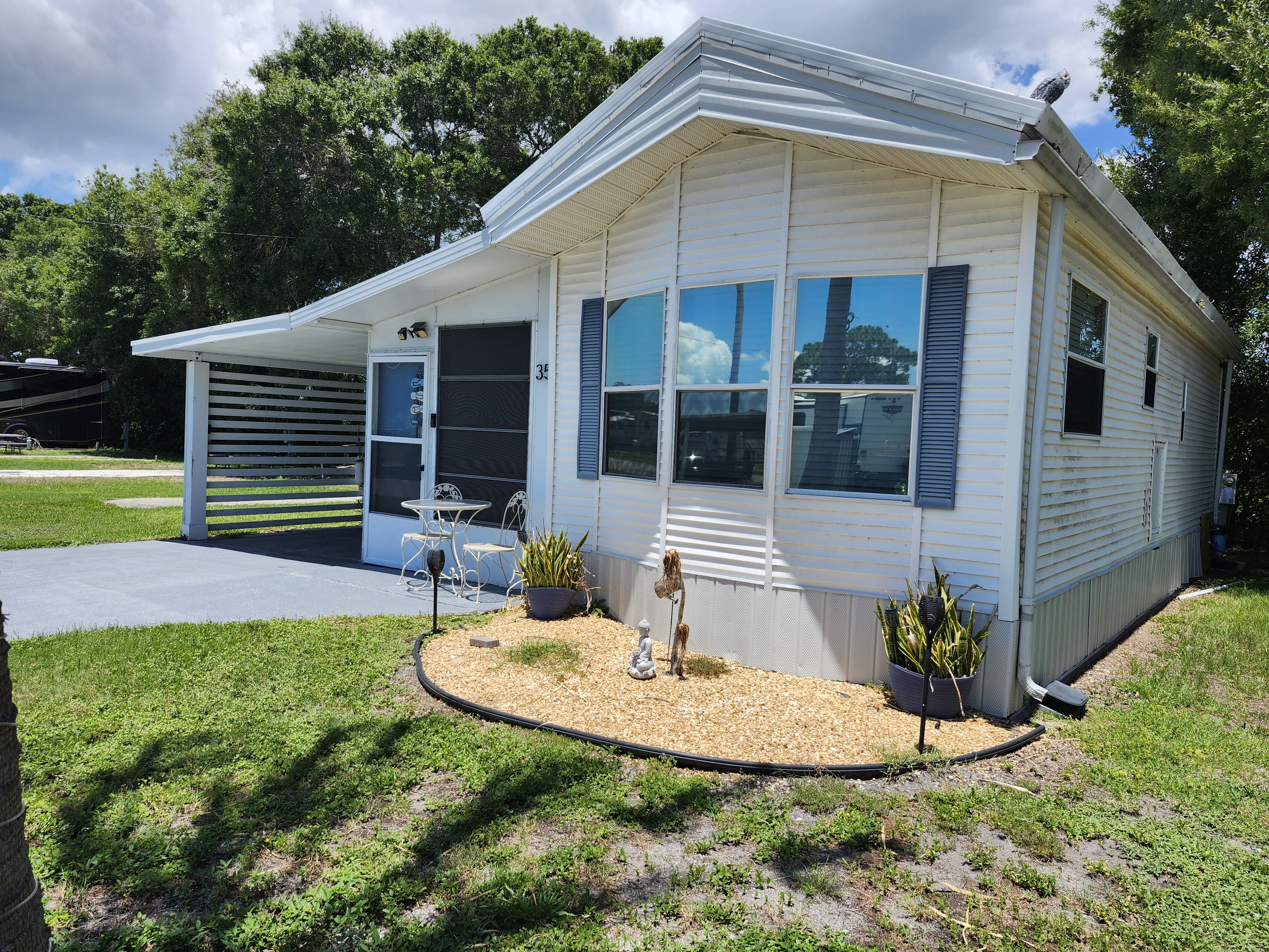 2946 Gulf to Bay Blvd, Lot 35, Clearwater, Florida 33759, 1 Bedroom Bedrooms, ,1 BathroomBathrooms,All - Age Mobile Home,For Sale,Gulf to Bay Blvd, Lot 35,5102