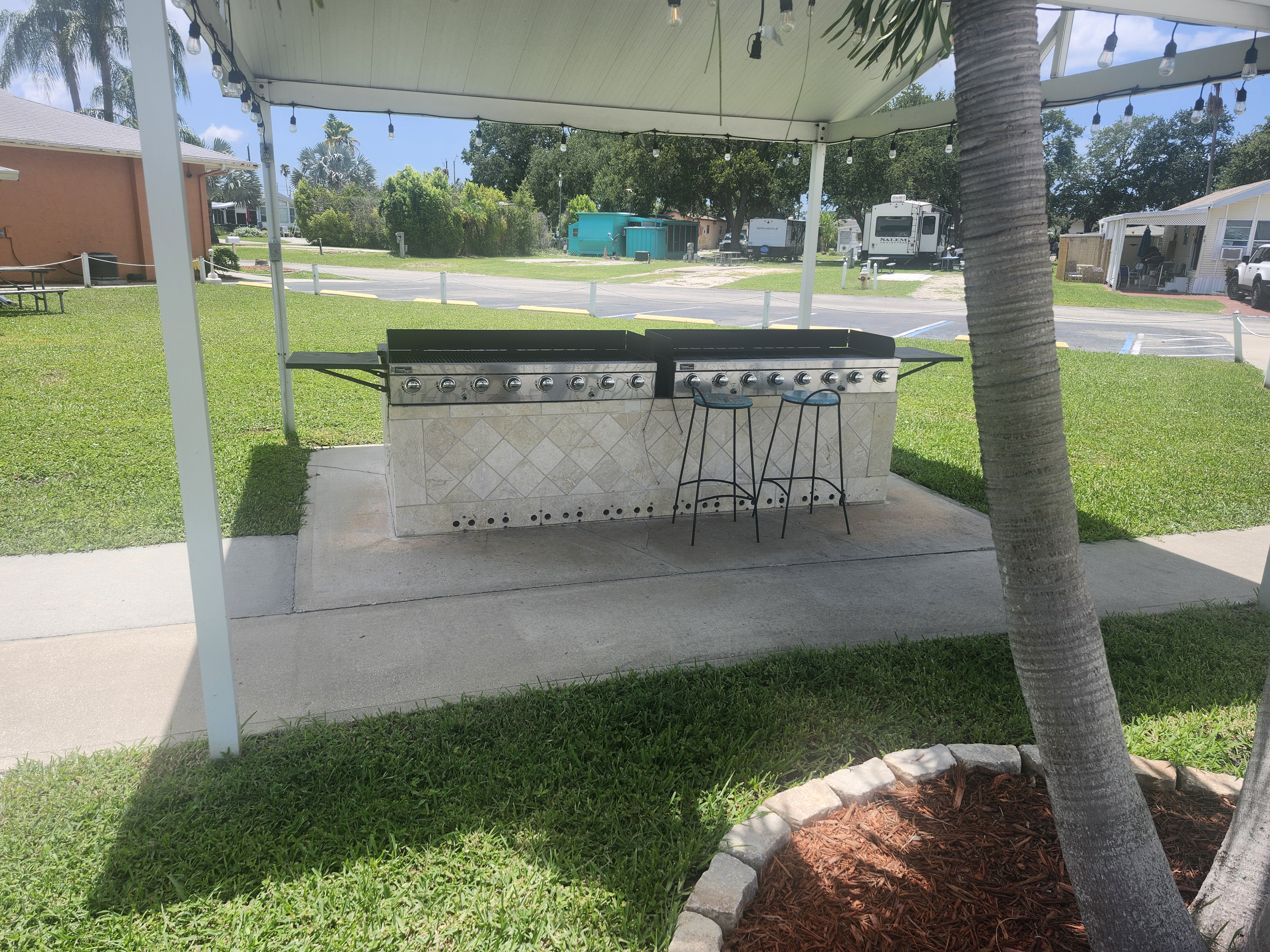 2946 Gulf to Bay Blvd, Lot 35, Clearwater, Florida 33759, 1 Bedroom Bedrooms, ,1 BathroomBathrooms,All - Age Mobile Home,For Sale,Gulf to Bay Blvd, Lot 35,5102