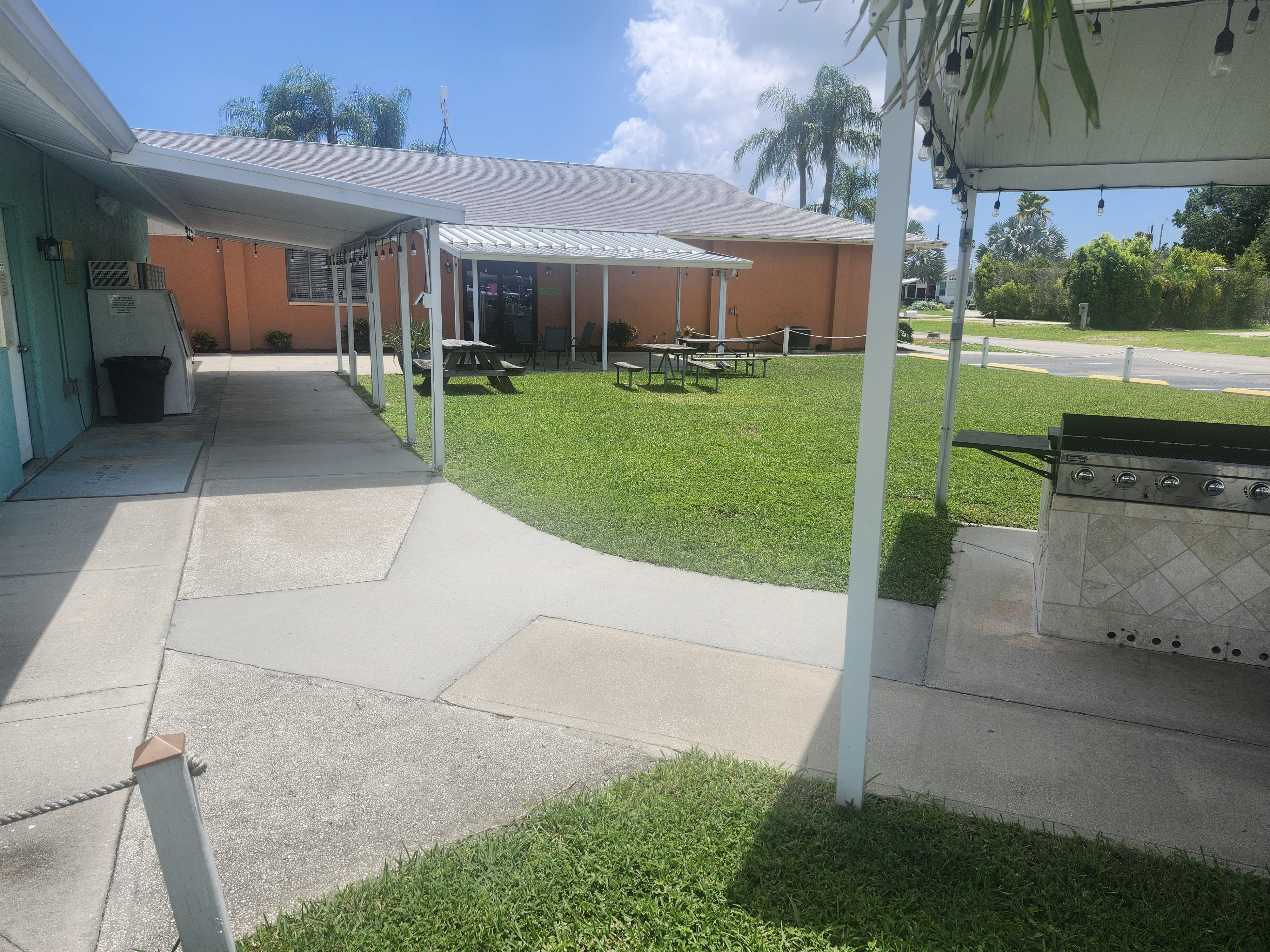2946 Gulf to Bay Blvd, Lot 35, Clearwater, Florida 33759, 1 Bedroom Bedrooms, ,1 BathroomBathrooms,All - Age Mobile Home,For Sale,Gulf to Bay Blvd, Lot 35,5102