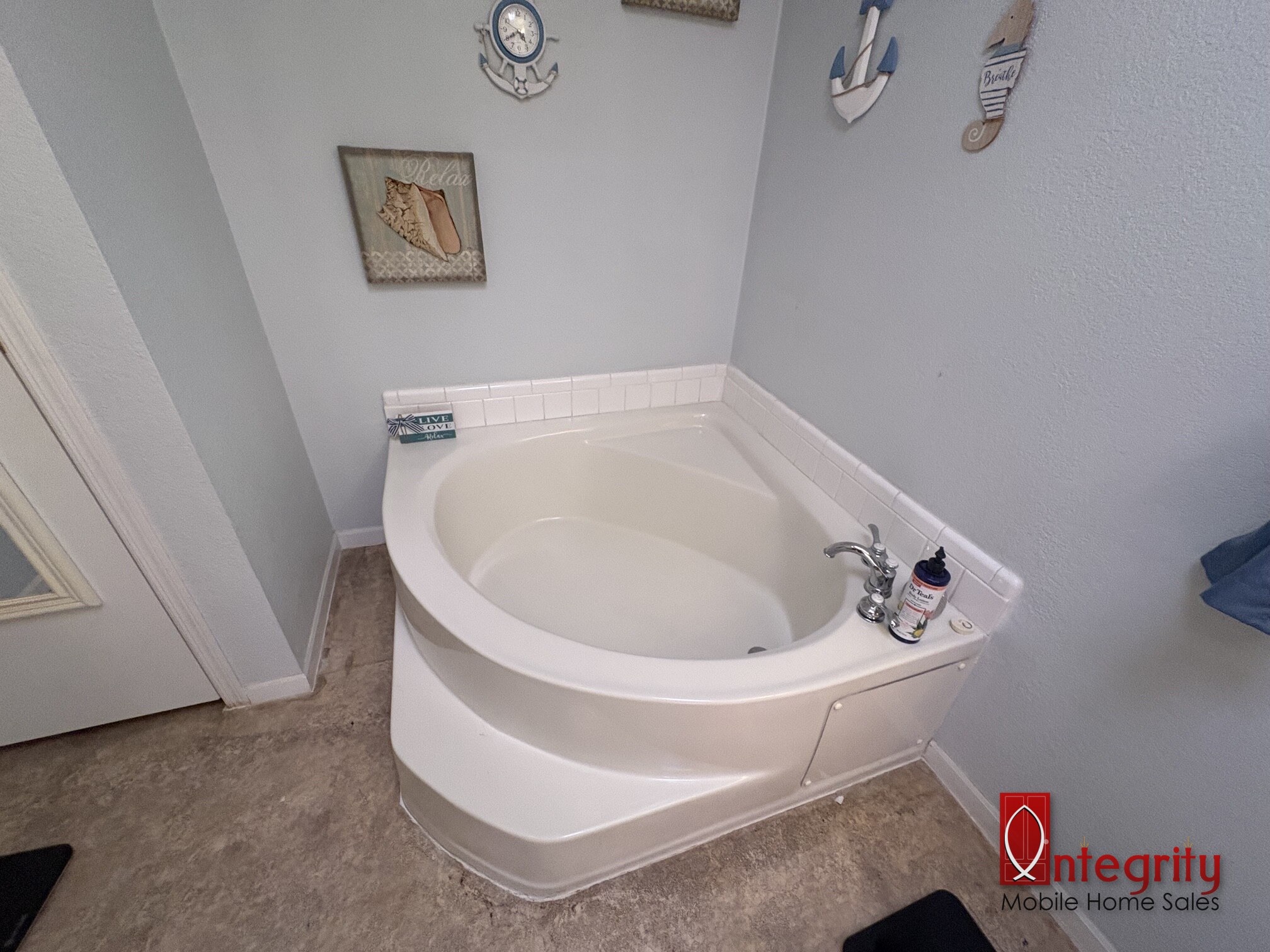 132 Royal Palm St, Davenport, Florida 33897, 3 Bedrooms Bedrooms, ,2 BathroomsBathrooms,All - Age Mobile Home,For Sale,Royal Palm St,5104