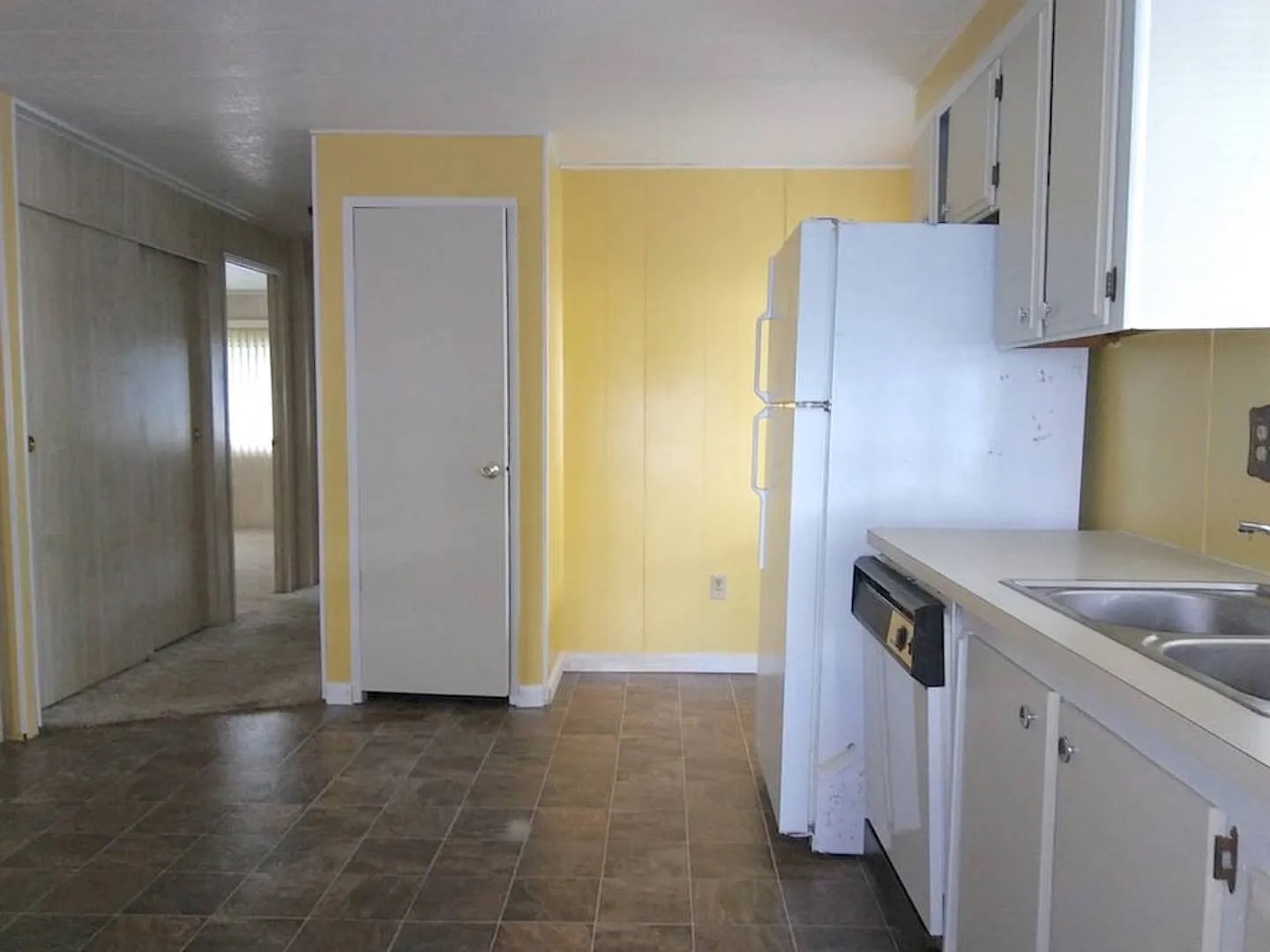 6026 East Dr, Port Richey, Florida 34668, 2 Bedrooms Bedrooms, ,2 BathroomsBathrooms,55-Plus Mobile Home,For Sale,East Dr,5105