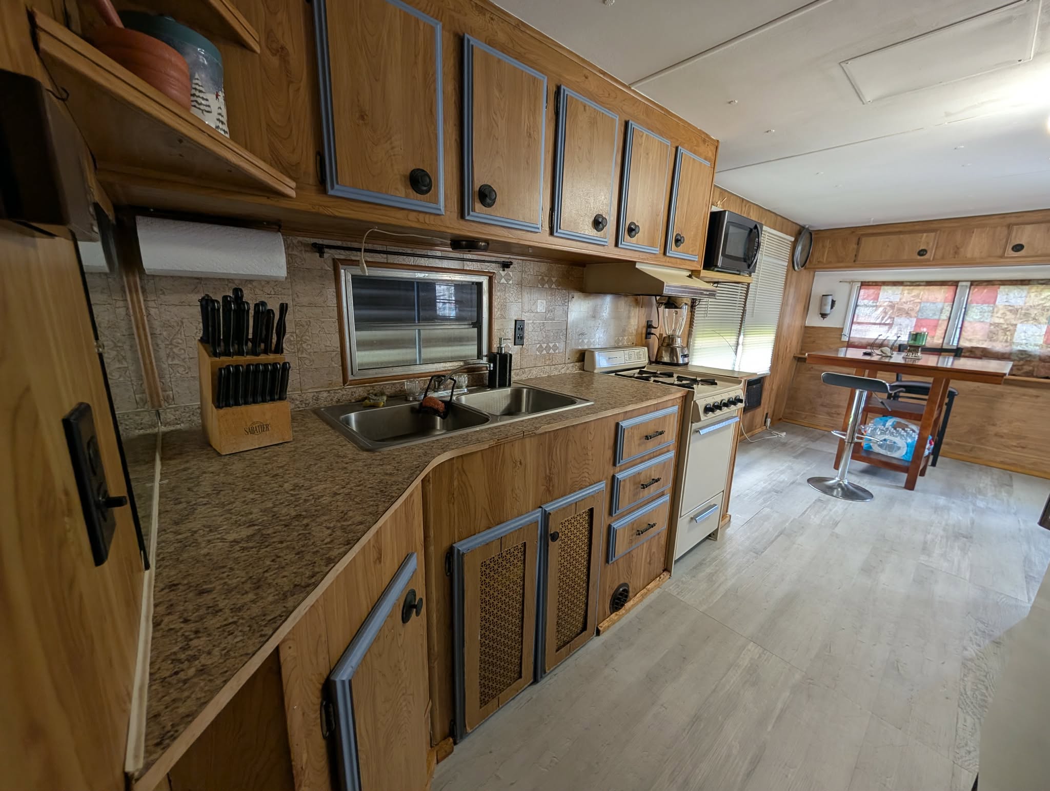 1501 W Commerce Ave, Lot 27, Haines City, Florida 33844, 2 Bedrooms Bedrooms, ,1 BathroomBathrooms,All - Age Mobile Home,For Sale,W Commerce Ave, Lot 27,5108