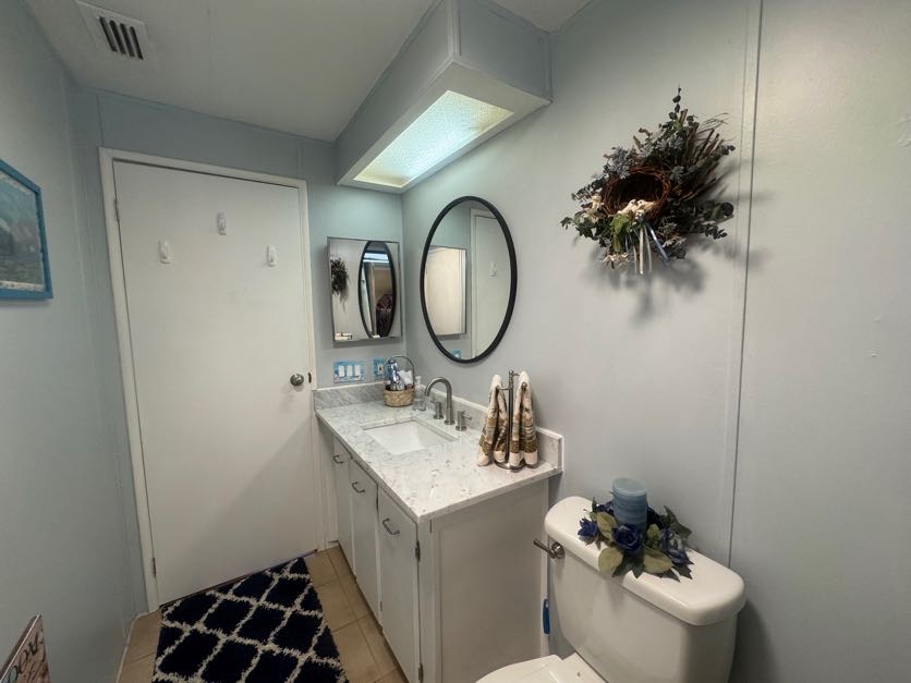 37901 Lake Gilbert Circle, Dade City, Florida 33525, 3 Bedrooms Bedrooms, ,2 BathroomsBathrooms,55-Plus Mobile Home,For Sale,Lake Gilbert Circle,5125