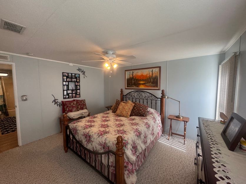 37901 Lake Gilbert Circle, Dade City, Florida 33525, 3 Bedrooms Bedrooms, ,2 BathroomsBathrooms,55-Plus Mobile Home,For Sale,Lake Gilbert Circle,5125