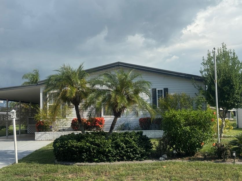 37901 Lake Gilbert Circle, Dade City, Florida 33525, 3 Bedrooms Bedrooms, ,2 BathroomsBathrooms,55-Plus Mobile Home,For Sale,Lake Gilbert Circle,5125